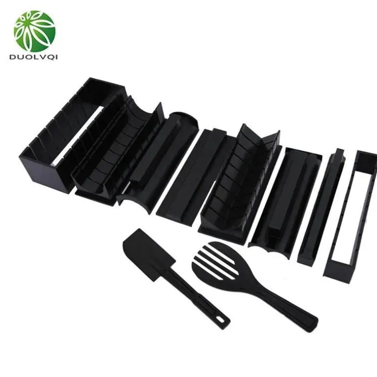 Japanisches Sushi-Maker-Set mit hochwertigen Reisformen und Werkzeugen