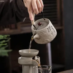 Japanisches Teekannenset im Retro-Stil – Keramik-Kungfu-Teekanne mit Tassen