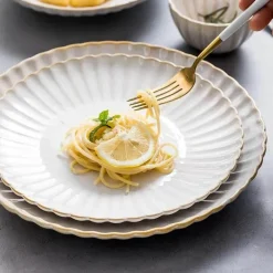 Japanisches weißes Keramik-Essteller-Set – elegantes Geschirr