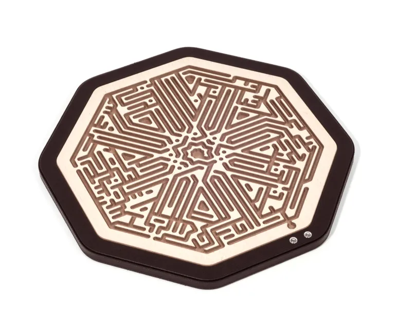 Jinn's Enchanting Octagonal Labyrinth Adventure
