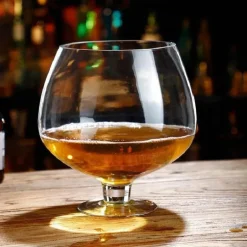 Jumbo-Partygläser – große Sammelbecher