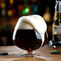 Jumbo-Partygläser – große Sammelbecher