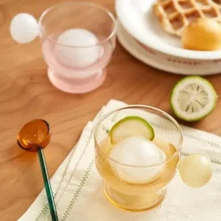 Kaffeebecher aus Glas mit Kugelhenkel - 310ml