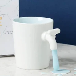 Kaffeebecher mit Leitungswasser