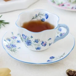 Kaffeetassen- und Untertassen-Set aus Bone China – elegantes Geschirr für das Home Office