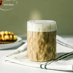 Kaffeetassen-Set aus geripptem Glas – elegantes Trinkgeschirr für heiße Getränke