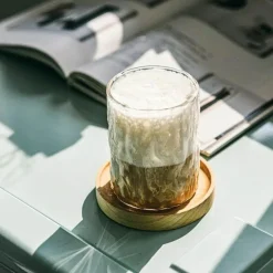 Kaffeetassen-Set aus geripptem Glas – elegantes Trinkgeschirr für heiße Getränke