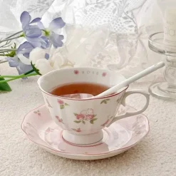 Kaffeetassen-Set aus Keramik mit Blumenmuster und rosa Rosen und Kaninchenmotiv – 250 ml