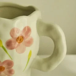 Kaffeetassen-Set aus Keramik – mikrowellengeeignet, Blumenmuster, mit Untertasse