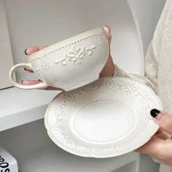 Kaffeetassen-Set aus Keramik – 250 ml, weiße Tasse mit Untertasse für Tee