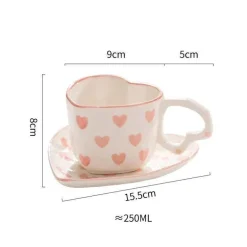 Kaffeetassen-Set mit Herzhenkel – handbemalte rosa Herzen, 250 ml