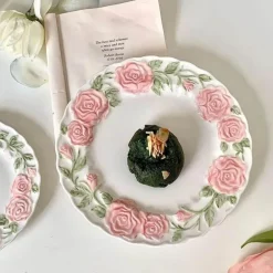 Kaffeetassen-Set mit rosa Rosen – elegantes Trinkgeschirr mit Blumenmuster für Partys