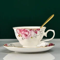 Kaffeetassen-Untertassen-Set „British Flower“ – Elegante 200-ml-Teetasse