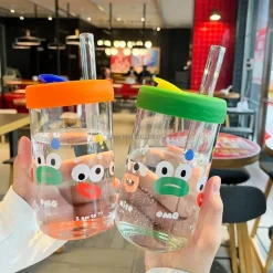 Kawaii Bubble Tea Cup - 550 ml süßes Trinkgeschirr mit Deckel und Strohhalm