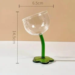 Kelchset aus Ripple-Glas – transparente Stielgläser für Wein und Cocktails