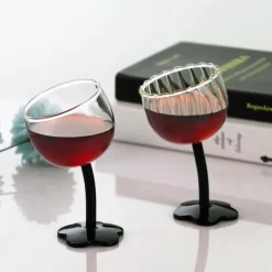 Kelchset aus Ripple-Glas – transparente Stielgläser für Wein und Cocktails