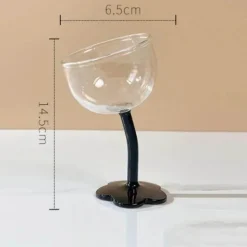 Kelchset aus Ripple-Glas – transparente Stielgläser für Wein und Cocktails