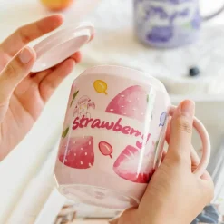 Keramikbecher in Fruchtform mit Strohhalmdeckel – süßes koreanisches Design