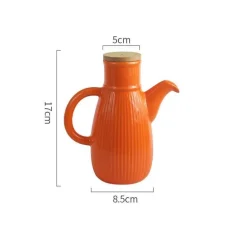 Keramik-Ölflasche – Stilvolles gestreiftes Küchendekor