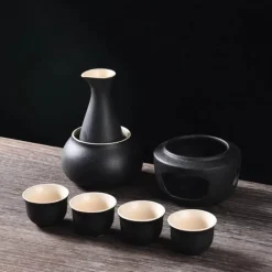 Keramik-Sake-Set mit Wärmer, 4 passenden Tassen – elegantes japanisches Trinkgeschirr