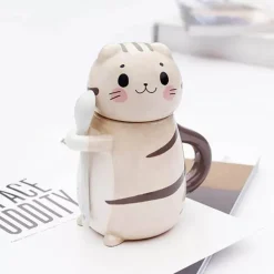 Keramiktasse mit Glückskatze und Löffel – süße Kaffeetasse