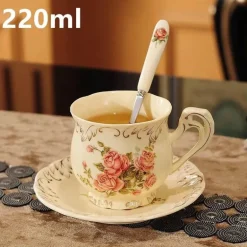 Keramik-Teeservice – Teekanne, Tassen, Untertassen, Löffel