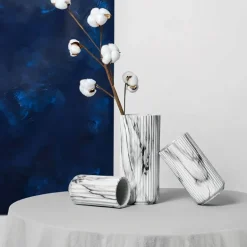 Keramikvase in Marmoroptik