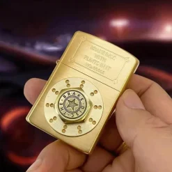 Kerosinfeuerzeug - Stilvolles tragbares Flammenwerkzeug