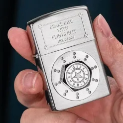 Kerosinfeuerzeug - Stilvolles tragbares Flammenwerkzeug