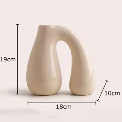 Kerzenhalter Bruna – Elegantes Tischdekor für die Inneneinrichtung