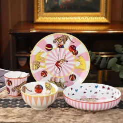 Kinder-Zirkus-Geschirrset – lustige Teller, Schüsseln, Tassen und Töpfe als Kindergeschenk