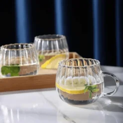 Kiriko-Flötenglas – Elegantes Trinkgeschirr für die Inneneinrichtung