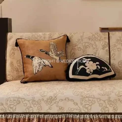 Kissenbezug mit Blumenmuster – elegantes orientalisches Dekokissen für das Schlafsofa