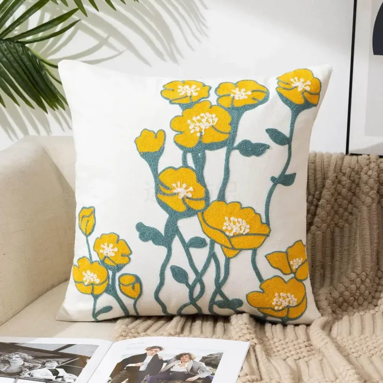 Kissenbezug mit Blumenstickerei - Baumwoll-Canvas-Heimdekor