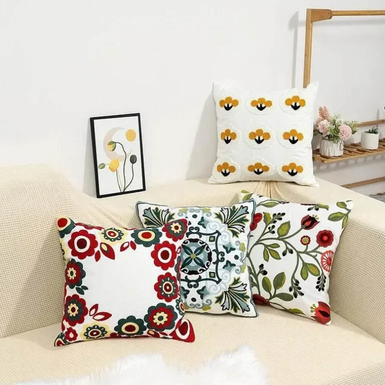 Kissenbezug mit Blumenstickerei - Baumwoll-Canvas-Heimdekor
