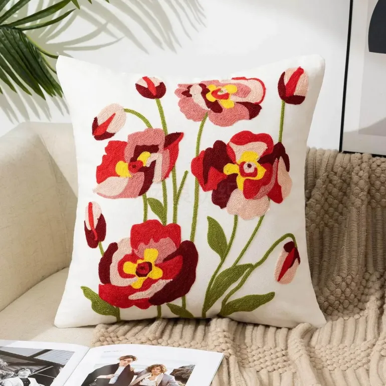 Kissenbezug mit Blumenstickerei - Baumwoll-Canvas-Heimdekor