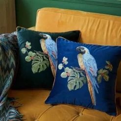 Kissenbezug mit Leopardenstickerei – Dekoratives Akzentkissen mit Tiermuster