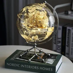 Klare Globus-Dekoration – Transparenter Akzent für Ihr Zuhause