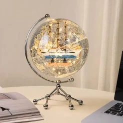 Klare Globus-Dekoration – Transparenter Akzent für Ihr Zuhause