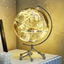 Klare Globus-Dekoration – Transparenter Akzent für Ihr Zuhause