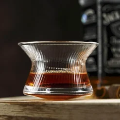 Kōmu geriffeltes Verkostungsglas – Elegantes Wein- und Cocktail-Trinkgeschirr