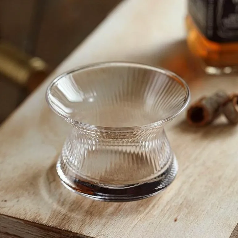 Kōmu geriffeltes Verkostungsglas – Elegantes Wein- und Cocktail-Trinkgeschirr