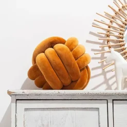Knotenball-Plüschkissen - Gemütliches Dekokissen