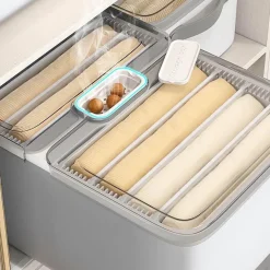 Kompakter Kleider-Organizer – Effiziente Lösung zur Kleideraufbewahrung