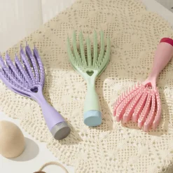 Kopfhautmassagebürste – Soft Touch Haarpflegetool