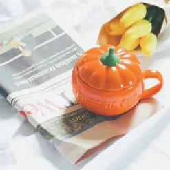 Kürbisbecher aus Keramik – Halloween-Thermosbecher mit Deckel zum Frühstück