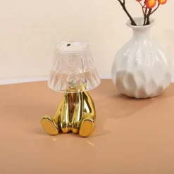 Kreative Tischlampenstatuette – einzigartige Heimdekorbeleuchtung