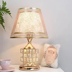 Kristall-Tischlampe – Elegante Beleuchtung für romantisches Ambiente