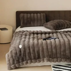 Kuschelige Überwurfdecke - Weiche Ambrose Decke