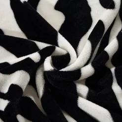 Kuschelige Fabienne-Decke – Stilvoller Überwurf für die Heimdekoration